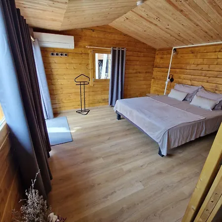 Les Restanques De Camélie 3*